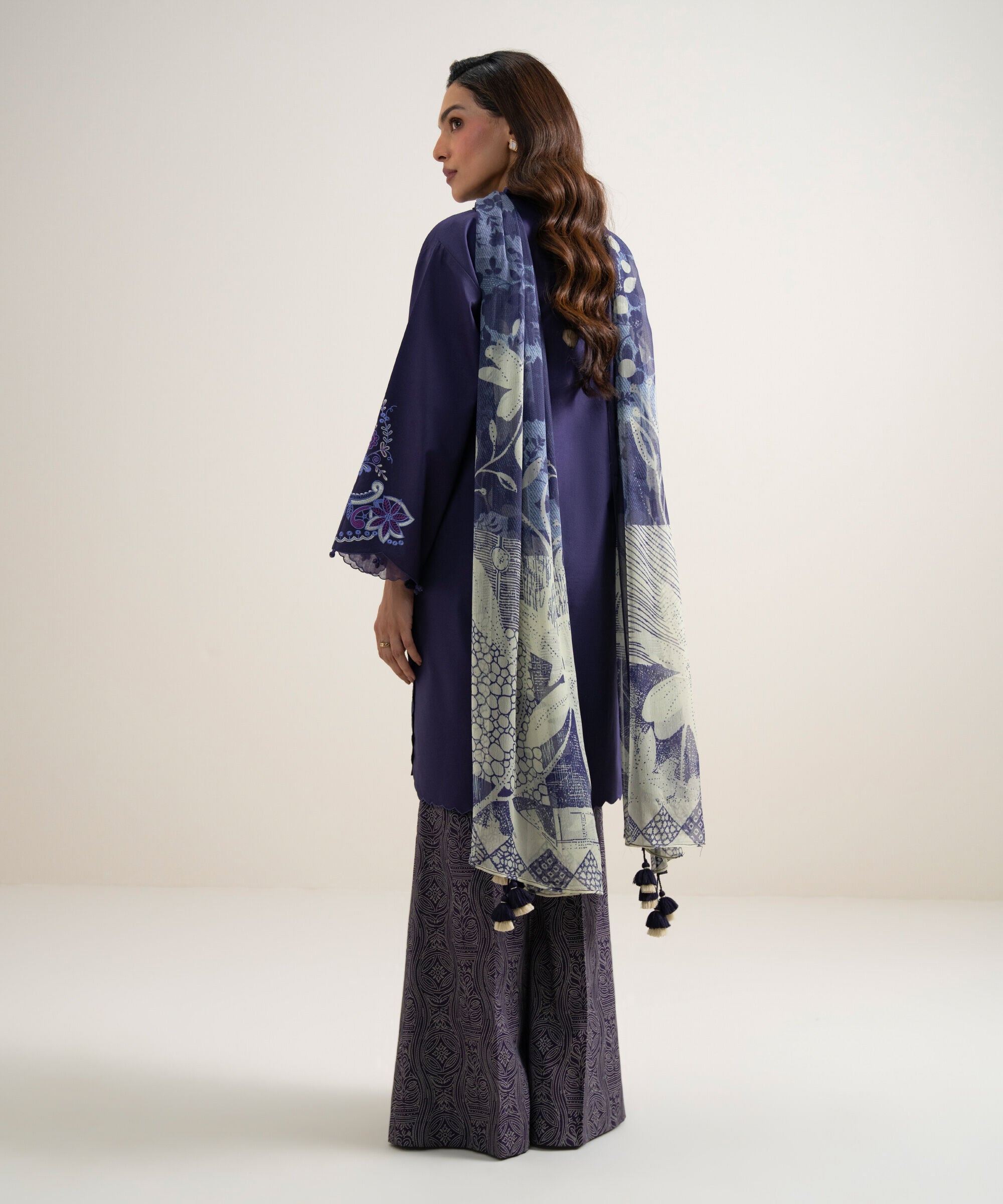 3 Piece - Embroidered Lawn Suit U3PESTS26V79