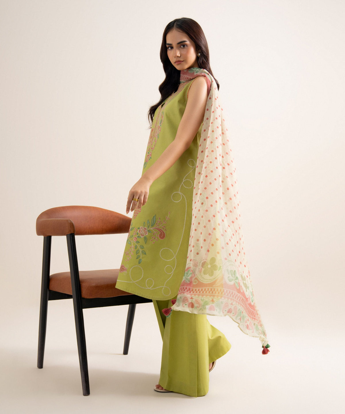 3 Piece - Embroidered Lawn Suit U3PESTS26V85