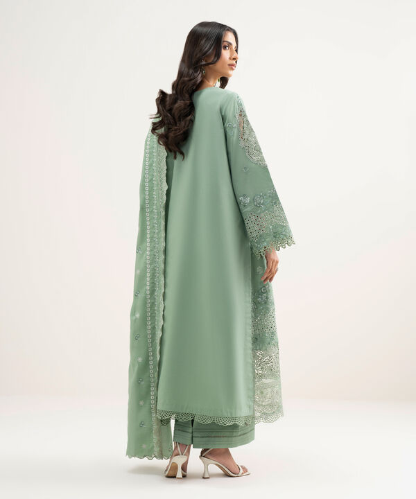 3 Piece - Embroidered Lawn Suit
