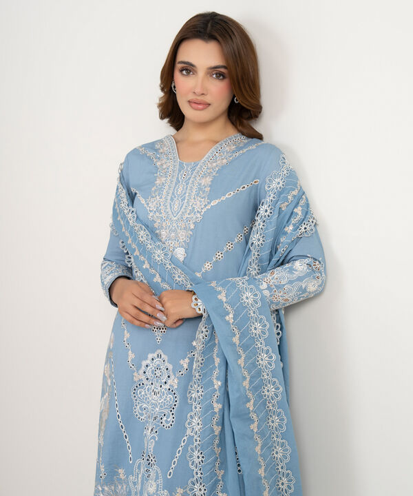 3 Piece - Embroidered Lawn Suit
