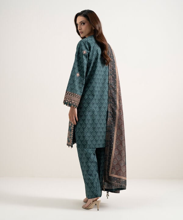 3 Piece - Embroidered Lawn Suit