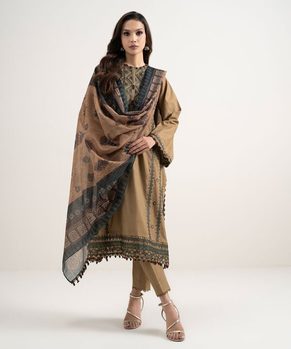 3 Piece - Embroidered Lawn Suit
