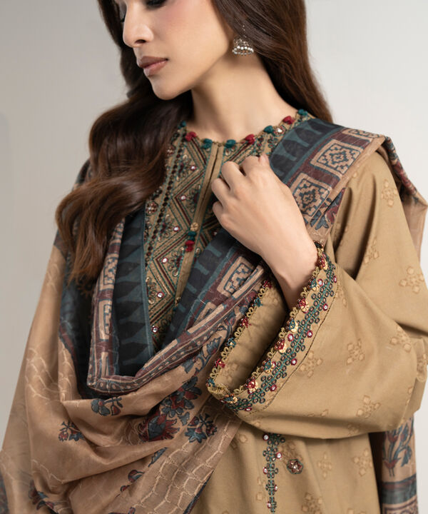 3 Piece - Embroidered Lawn Suit