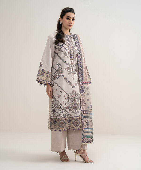 3 Piece - Embroidered Lawn Suit