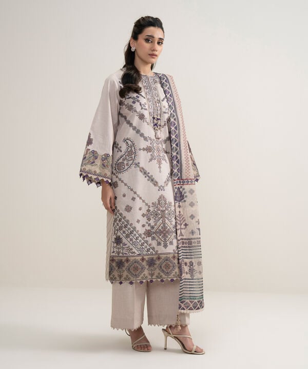 3 Piece - Embroidered Lawn Suit