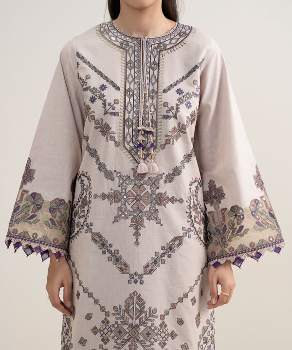 3 Piece - Embroidered Lawn Suit