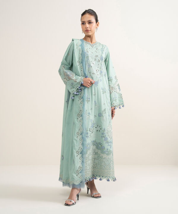 3 Piece - Embroidered Lawn Suit