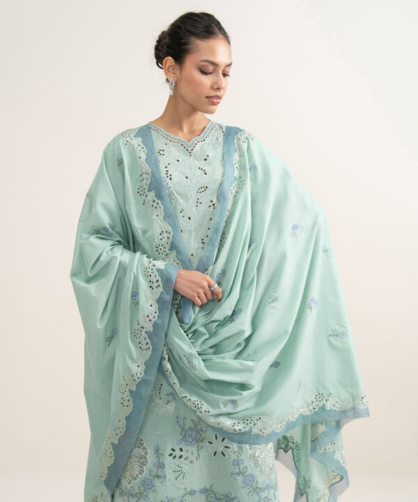 3 Piece - Embroidered Lawn Suit