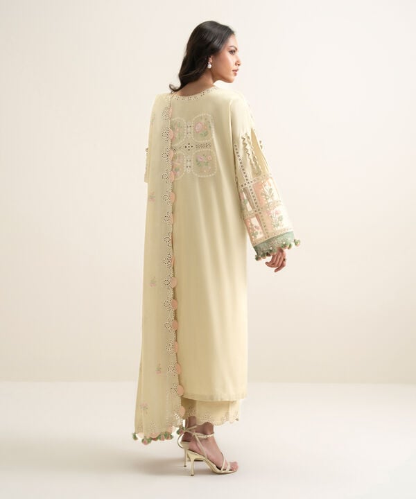 3 Piece - Embroidered Lawn Suit