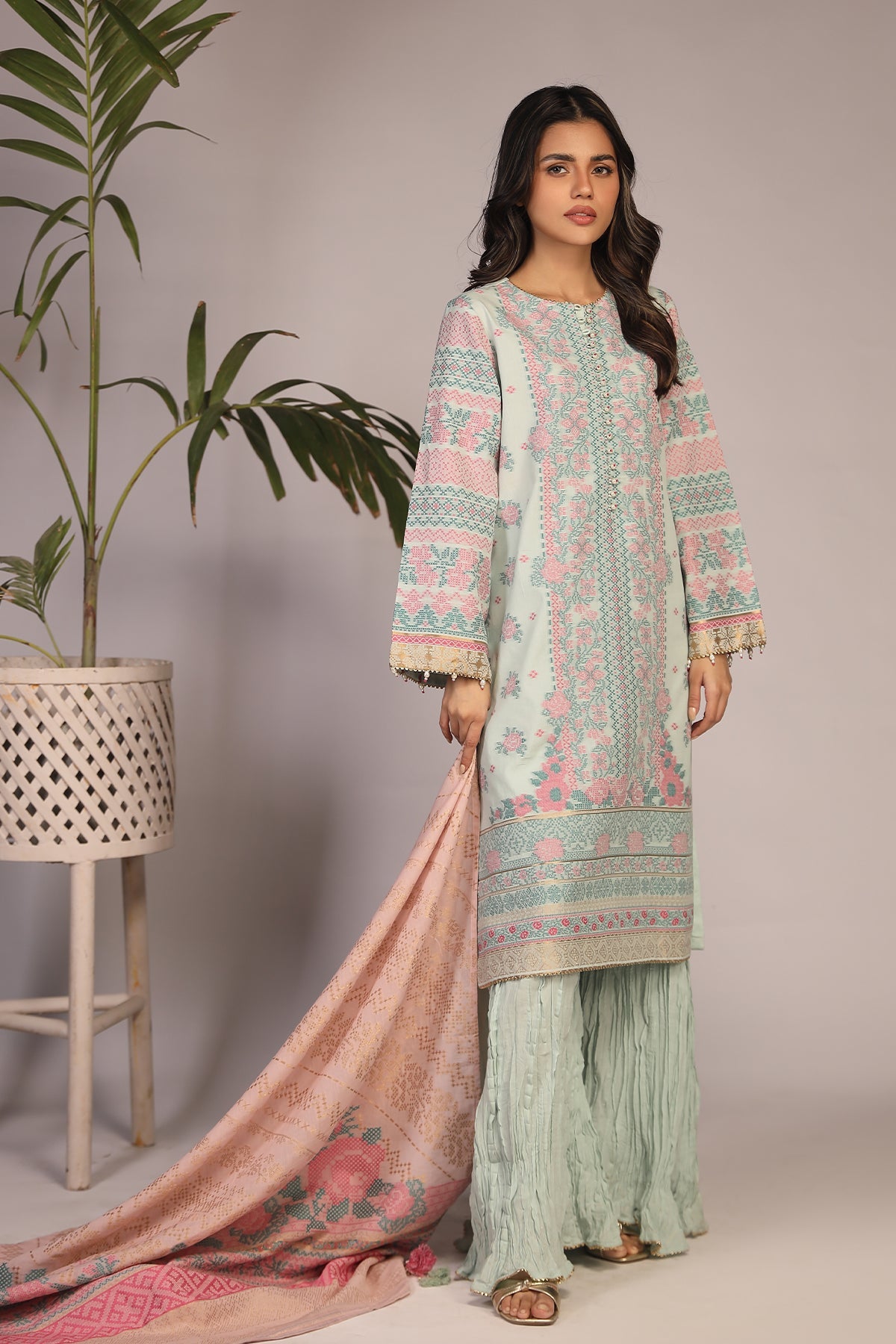 https://cdn.shopify.com/s/files/1/0704/5916/2937/products/UBNL3787.jpg?v=1752140890