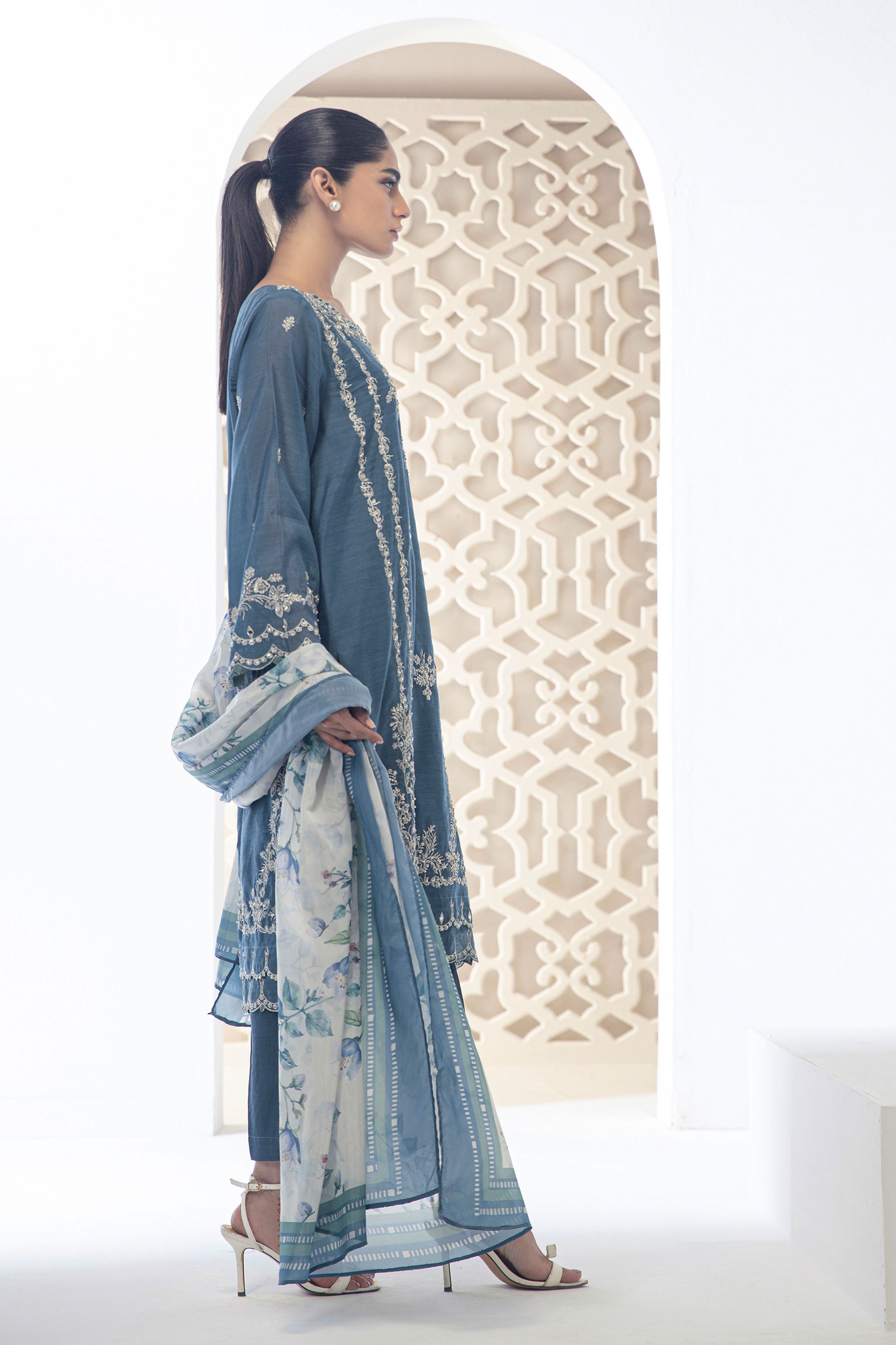 https://cdn.shopify.com/s/files/1/0587/3080/7460/products/UBNL6714.jpg?v=1736414964