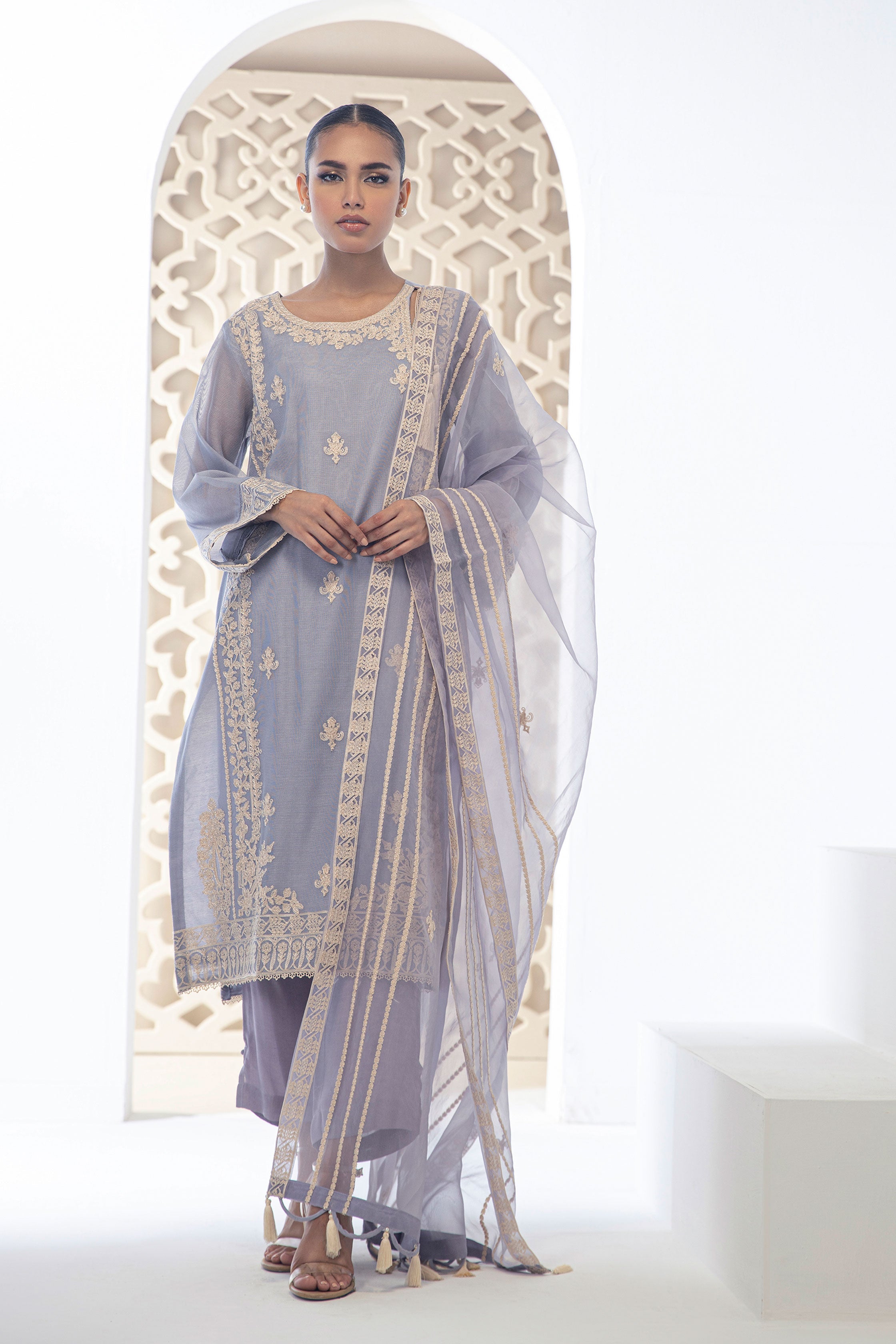 https://cdn.shopify.com/s/files/1/0587/3080/7460/products/UBNL6771.jpg?v=1736415003