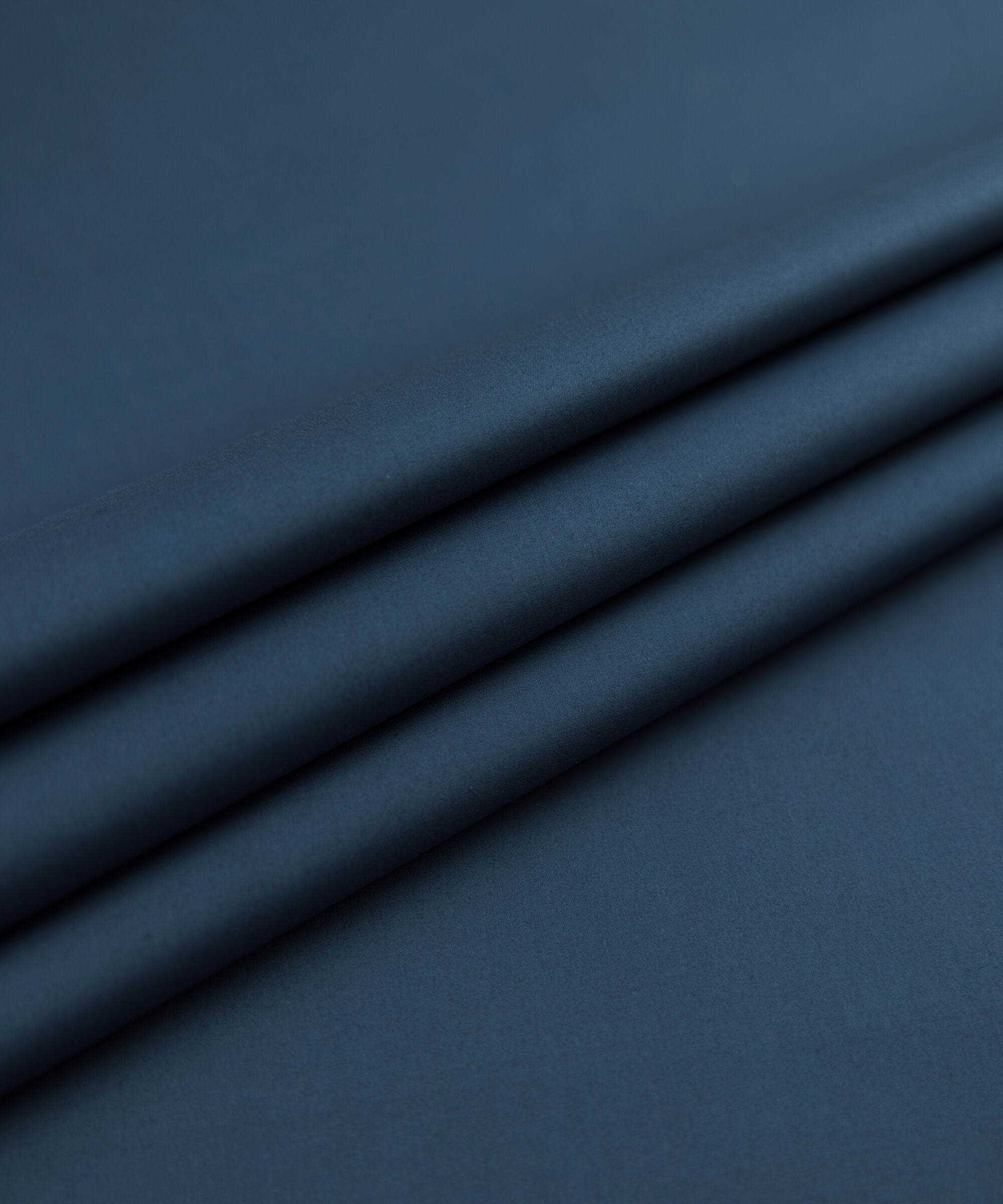 Men's Unstitched Two-Piece Premium Wash and Wear Metal Blue Suit.