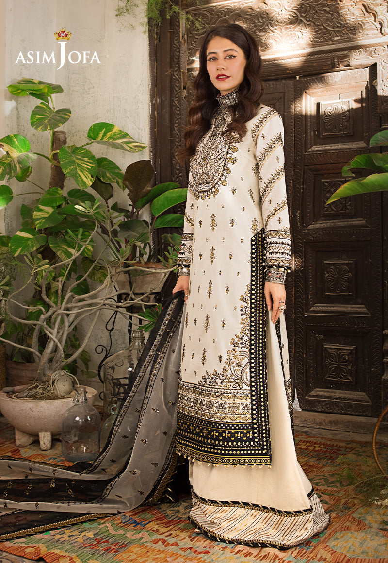 AJLR-18 EMBROIDERED LAWN 3 PCS