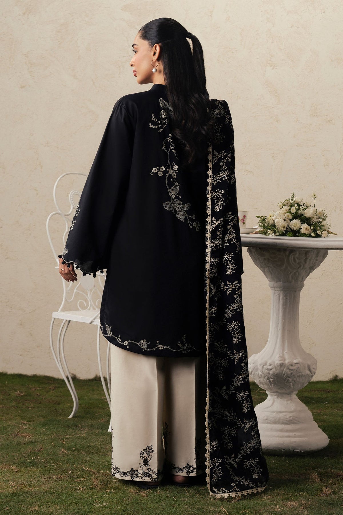 EBONY LACE-3PC (SHIRT, TROUSER & DUPATTA)