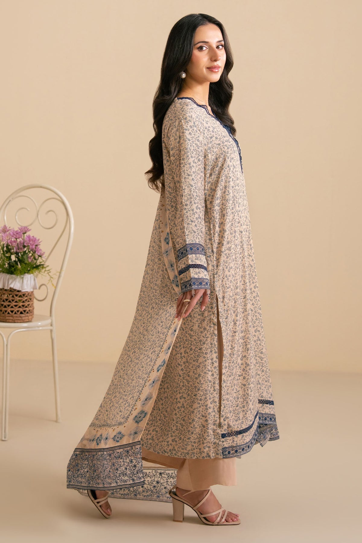 SOFT PETUNIA-3PC (SHIRT, TROUSER & DUPATTA)