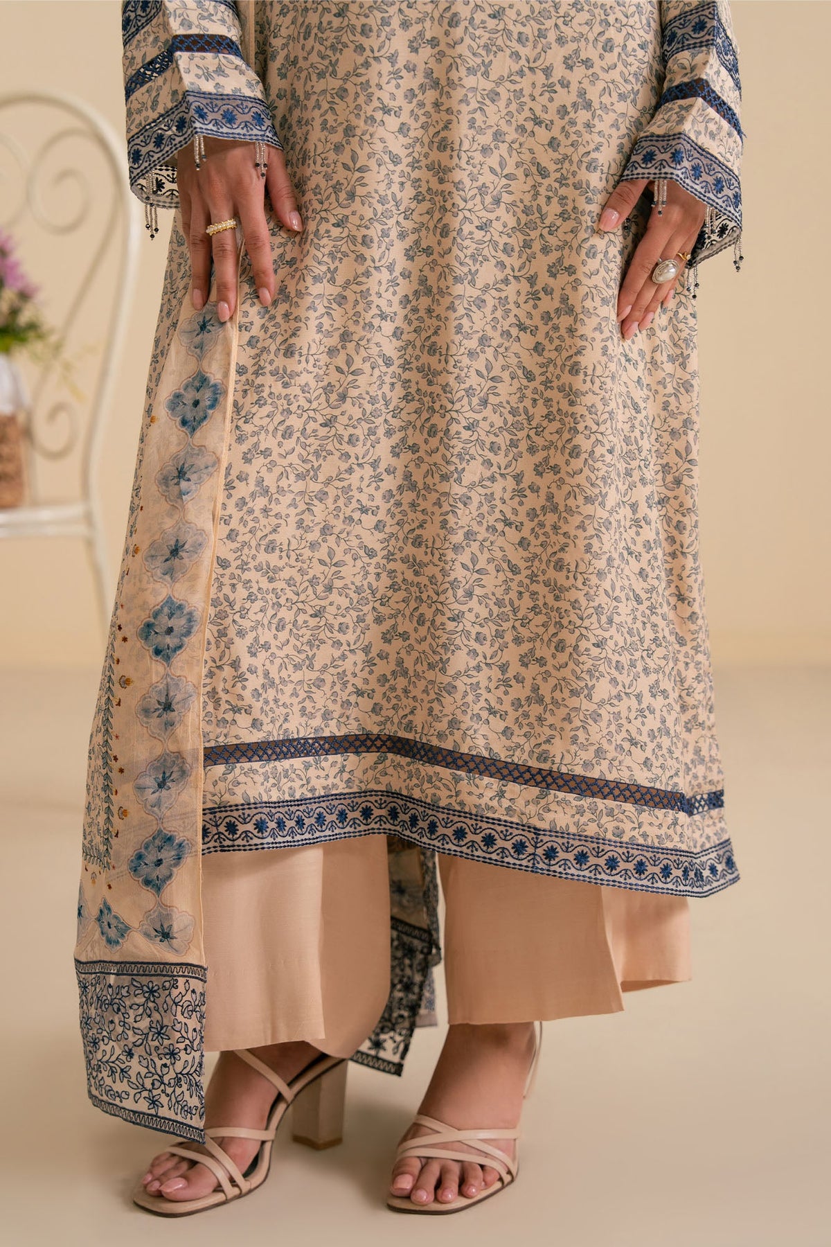 SOFT PETUNIA-3PC (SHIRT, TROUSER & DUPATTA)