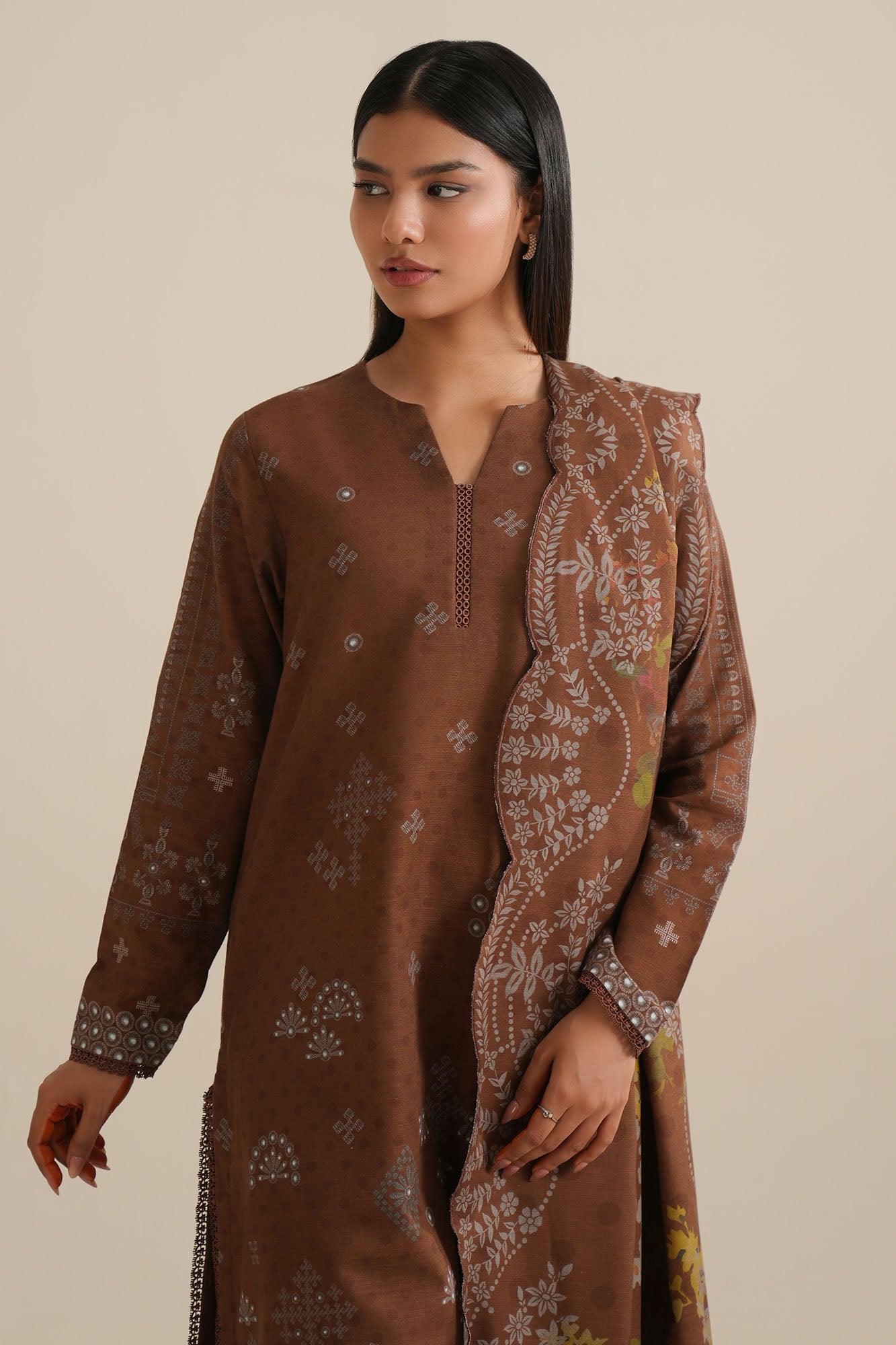 ANTIQUE CHARM-3PC KHADDAR PRINTED SUIT