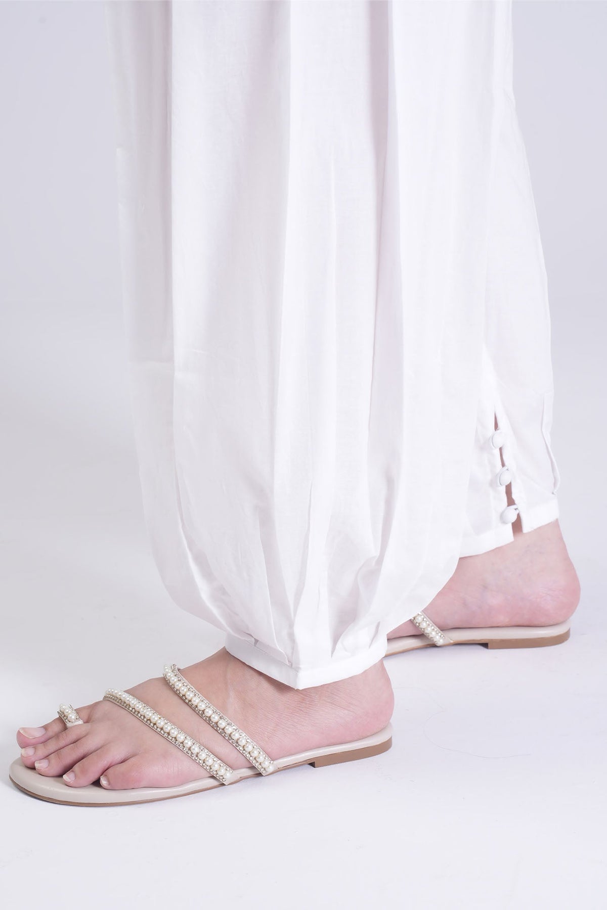 PLEATED BALLOON PANTS-01