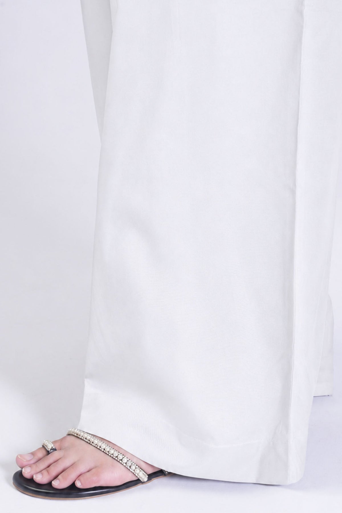 PLEATED FLARED PANTS-01