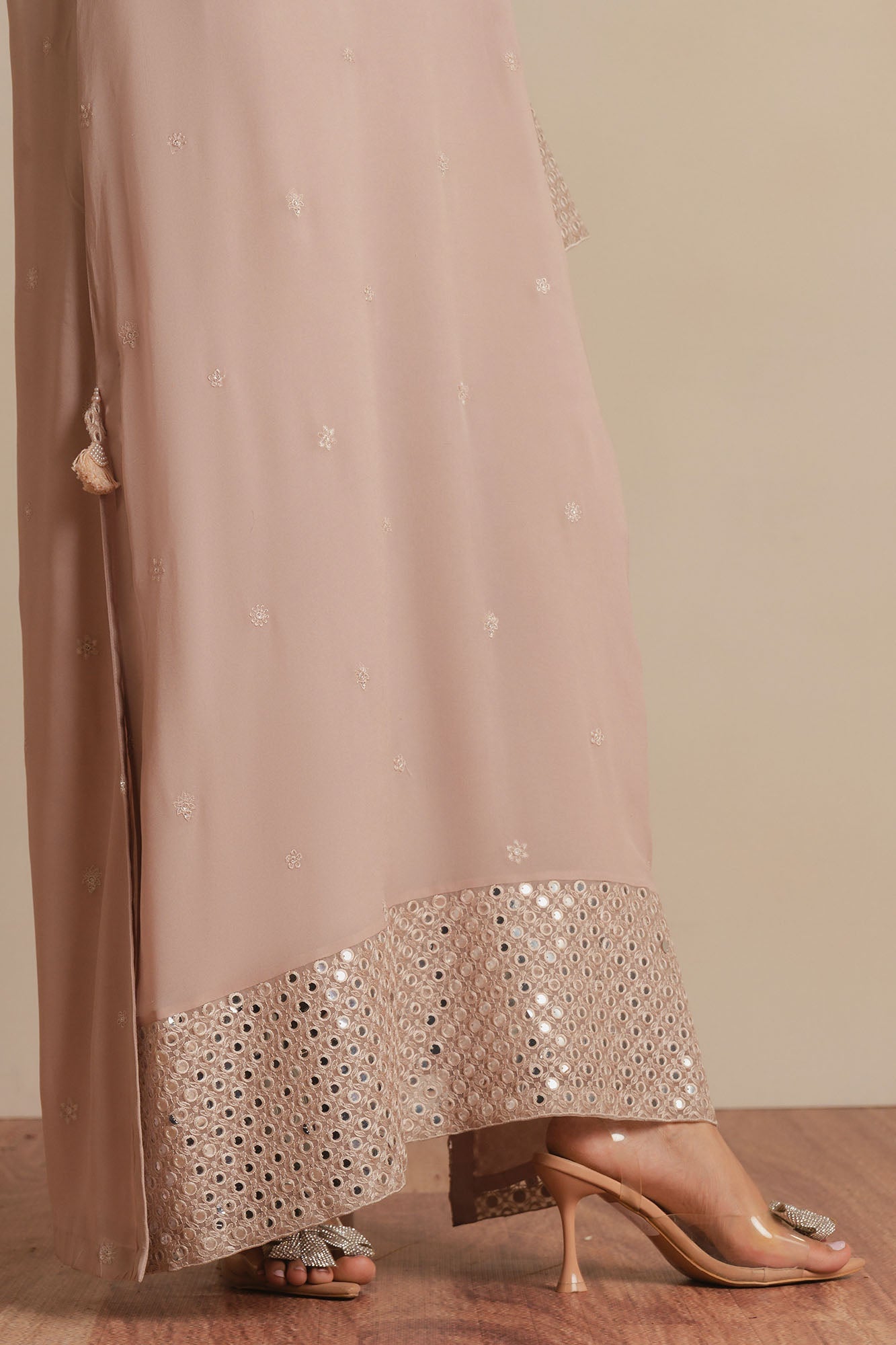 https://cdn.shopify.com/s/files/1/0178/4492/8612/files/Untitled-1_0001_SAB01919.jpg?v=1780154188