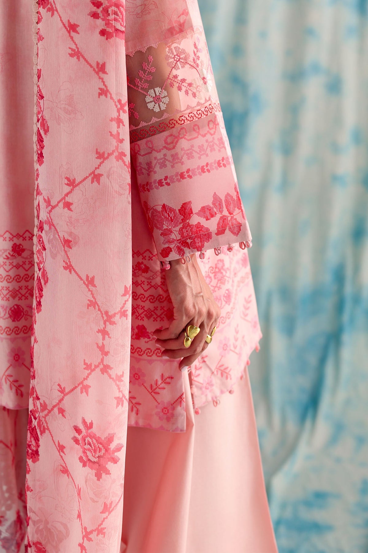 BLUSH THREADS-3PC PRINTED LAWN SUIT