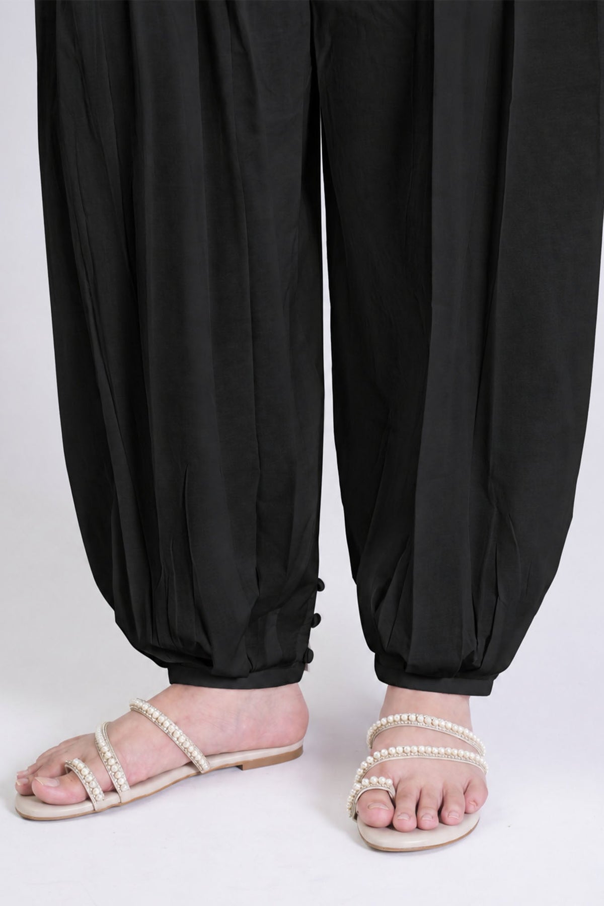 PLEATED BALLOON PANTS-02