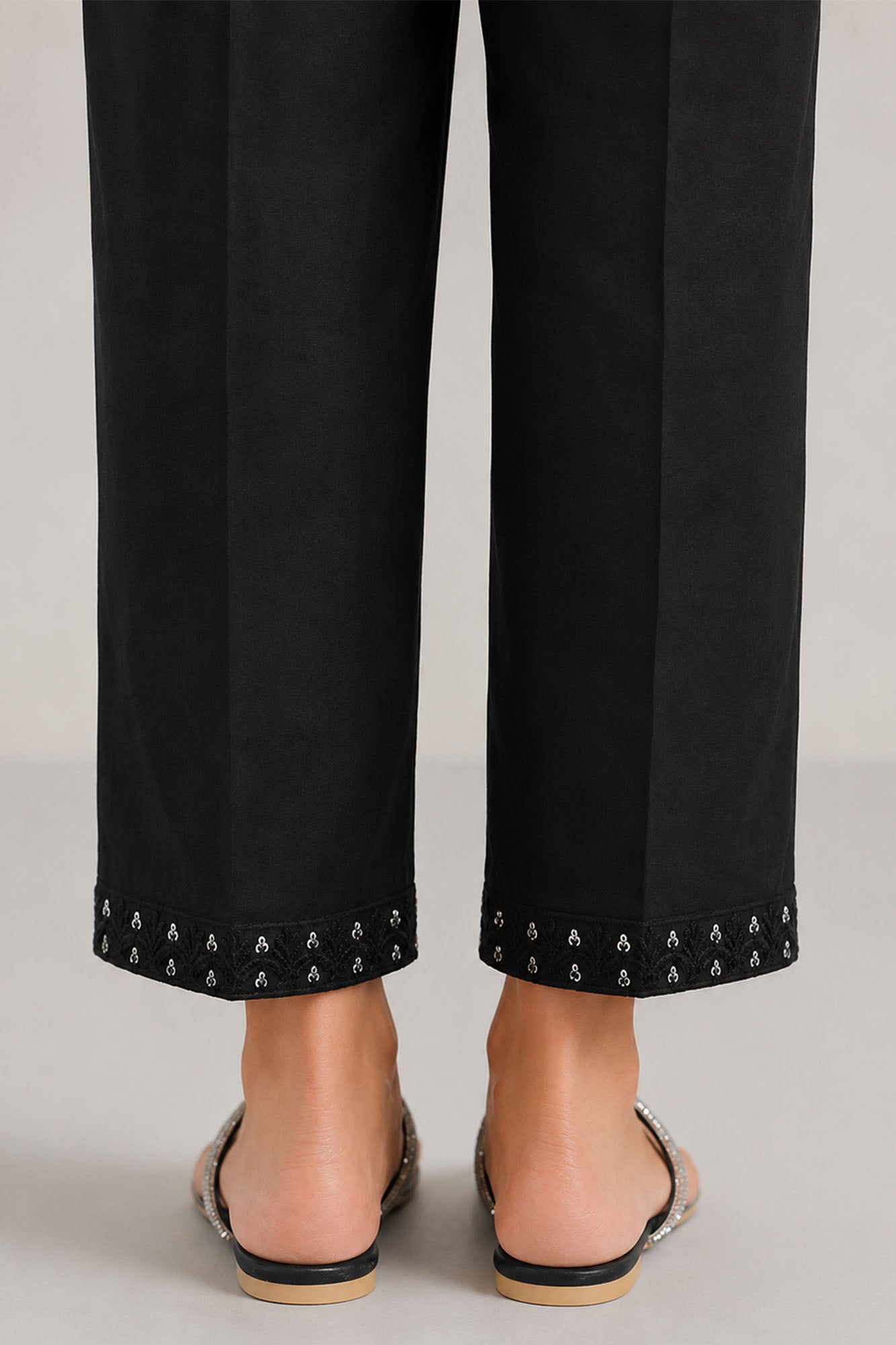EMBROIDERED TROUSER 2
