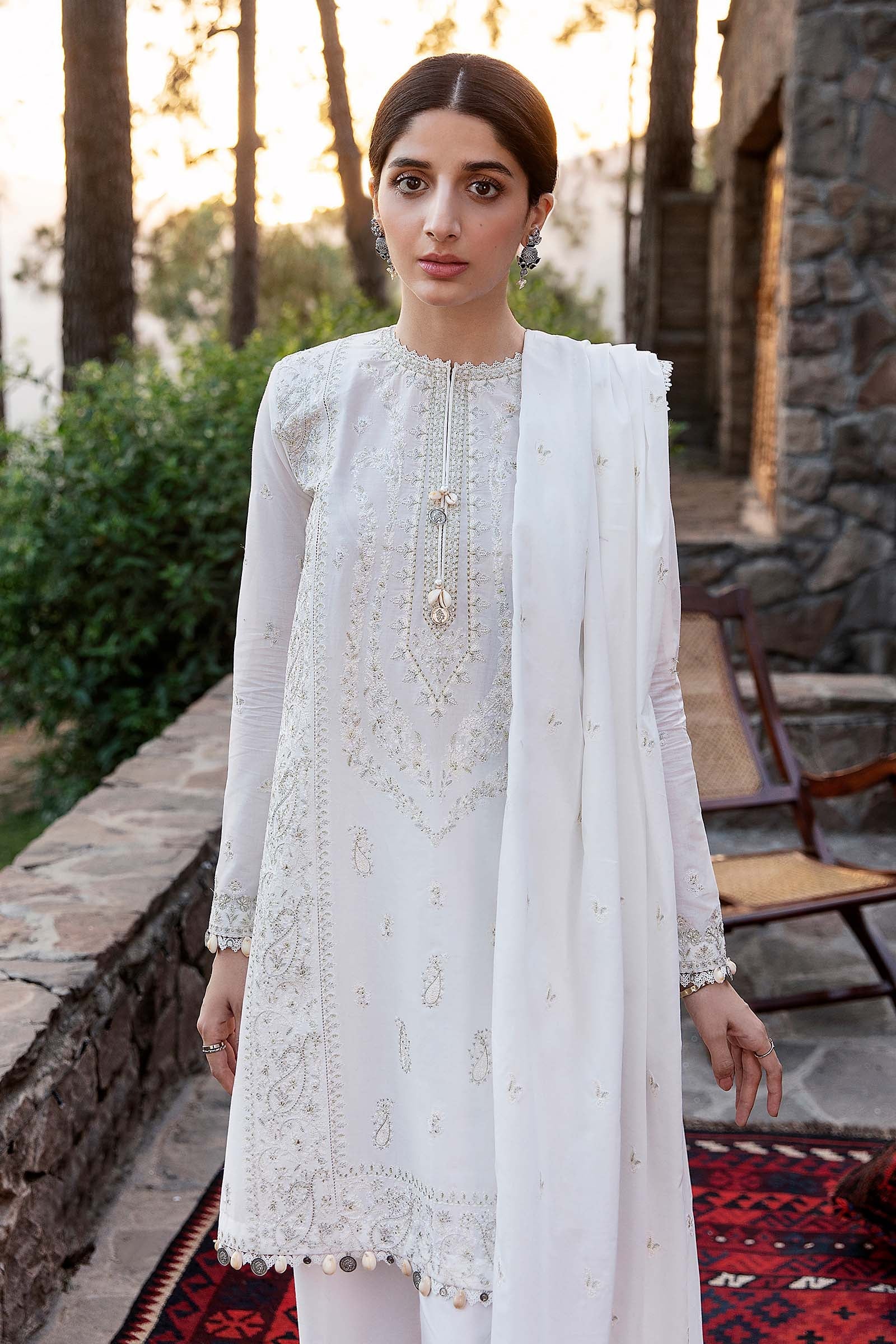 https://cdn.shopify.com/s/files/1/0081/0283/8329/products/Untitled-1_0003_1O9A5709.jpg?v=1656323686