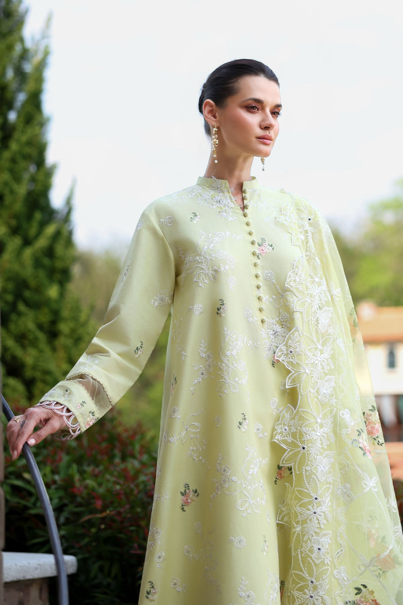 CITRUS LACE-3PC EMBROIDERED LAWN SUIT