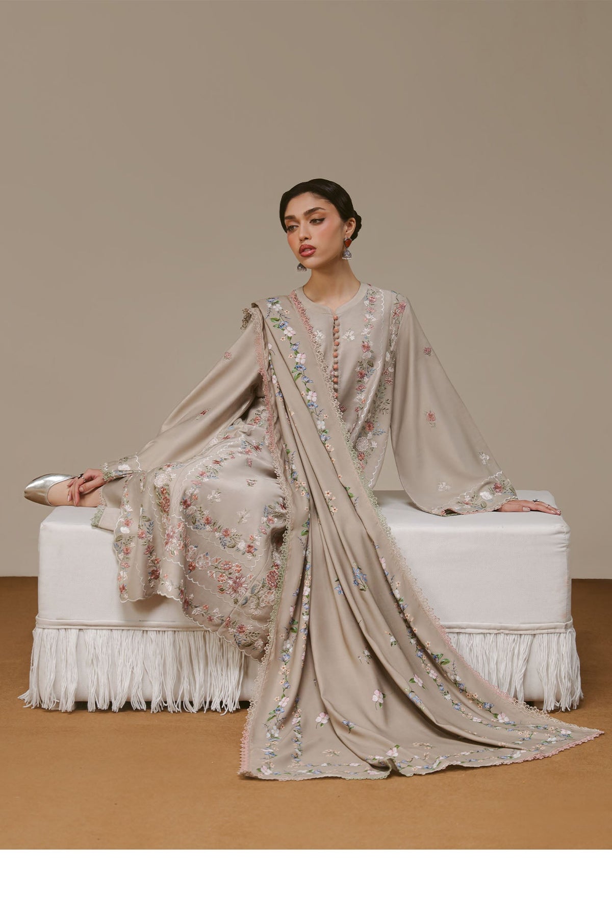 GARY LUXE-3PC MARINA EMBROIDERED SUIT