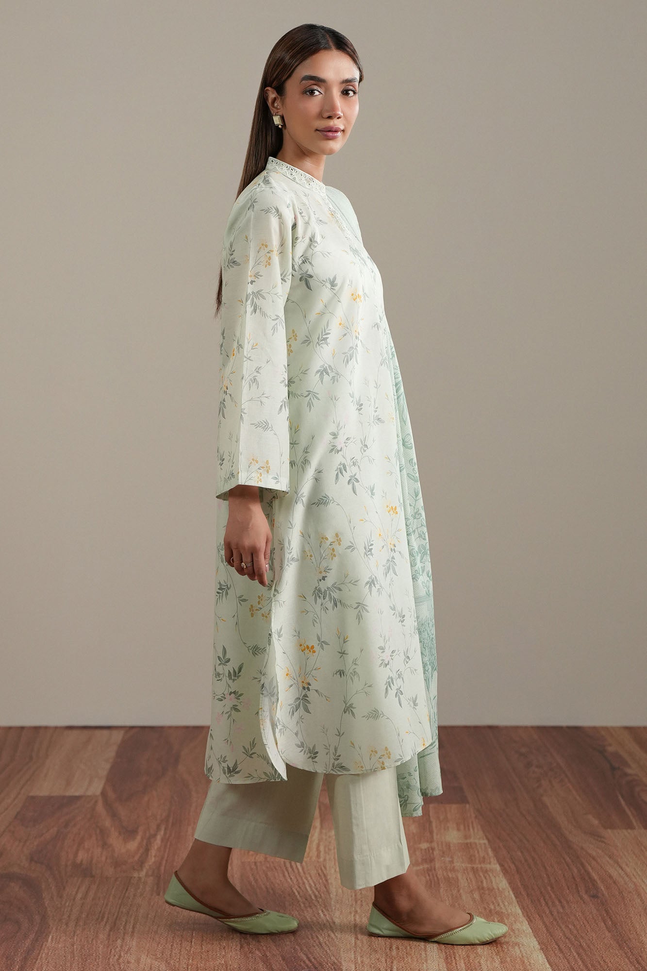 SOFT GREEN-2PC (SHIRT & DUPATTA)