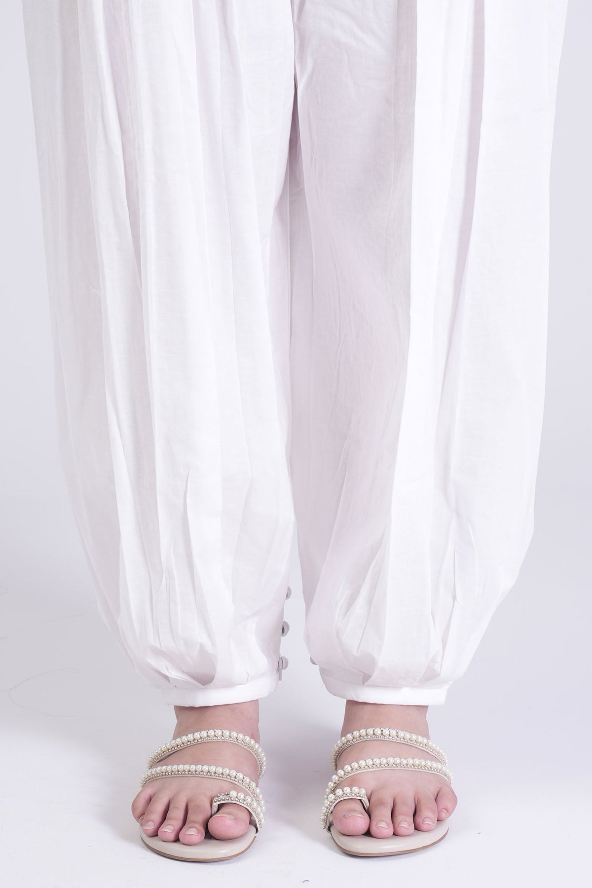 PLEATED BALLOON PANTS-01
