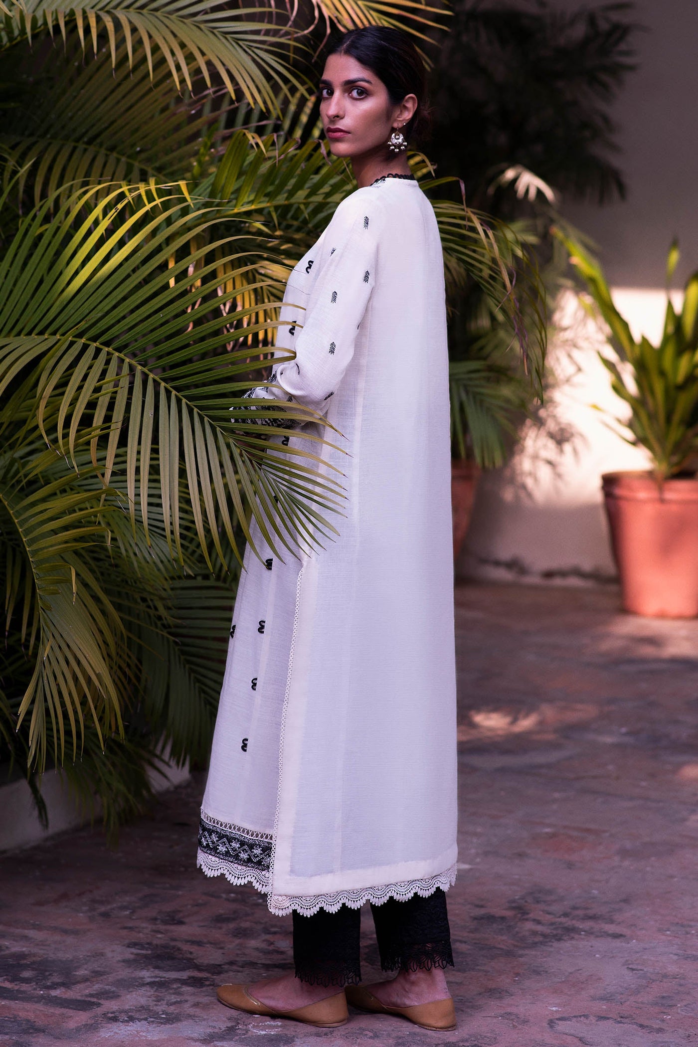 https://cdn.shopify.com/s/files/1/0081/0283/8329/products/Untitled-1_0004_AAP_4004_13142898-3b7e-463e-9e3c-6509406ff237.jpg?v=1652972792