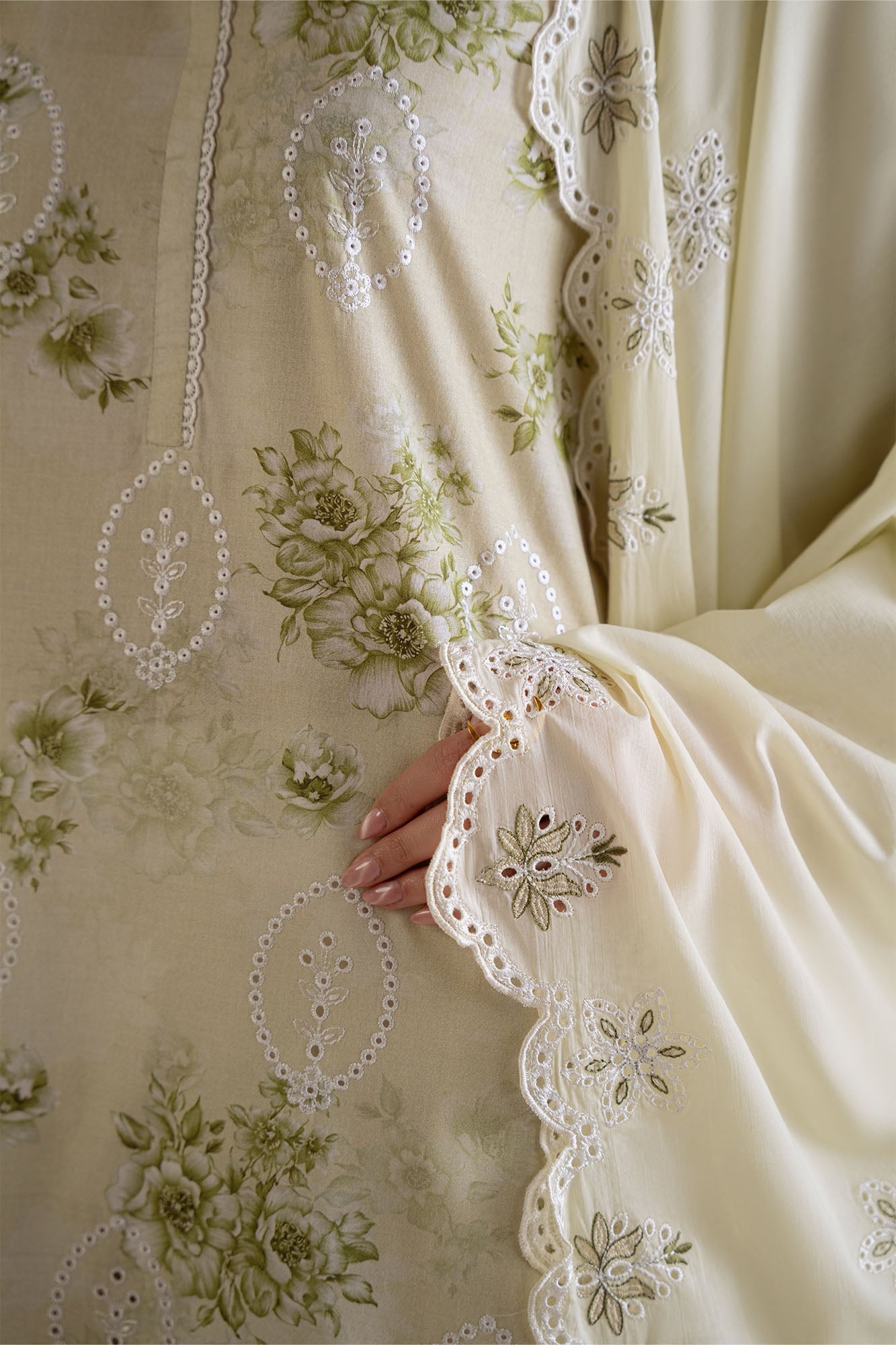 DEWY MEADOW-2PC (SHIRT & DUPATTA)