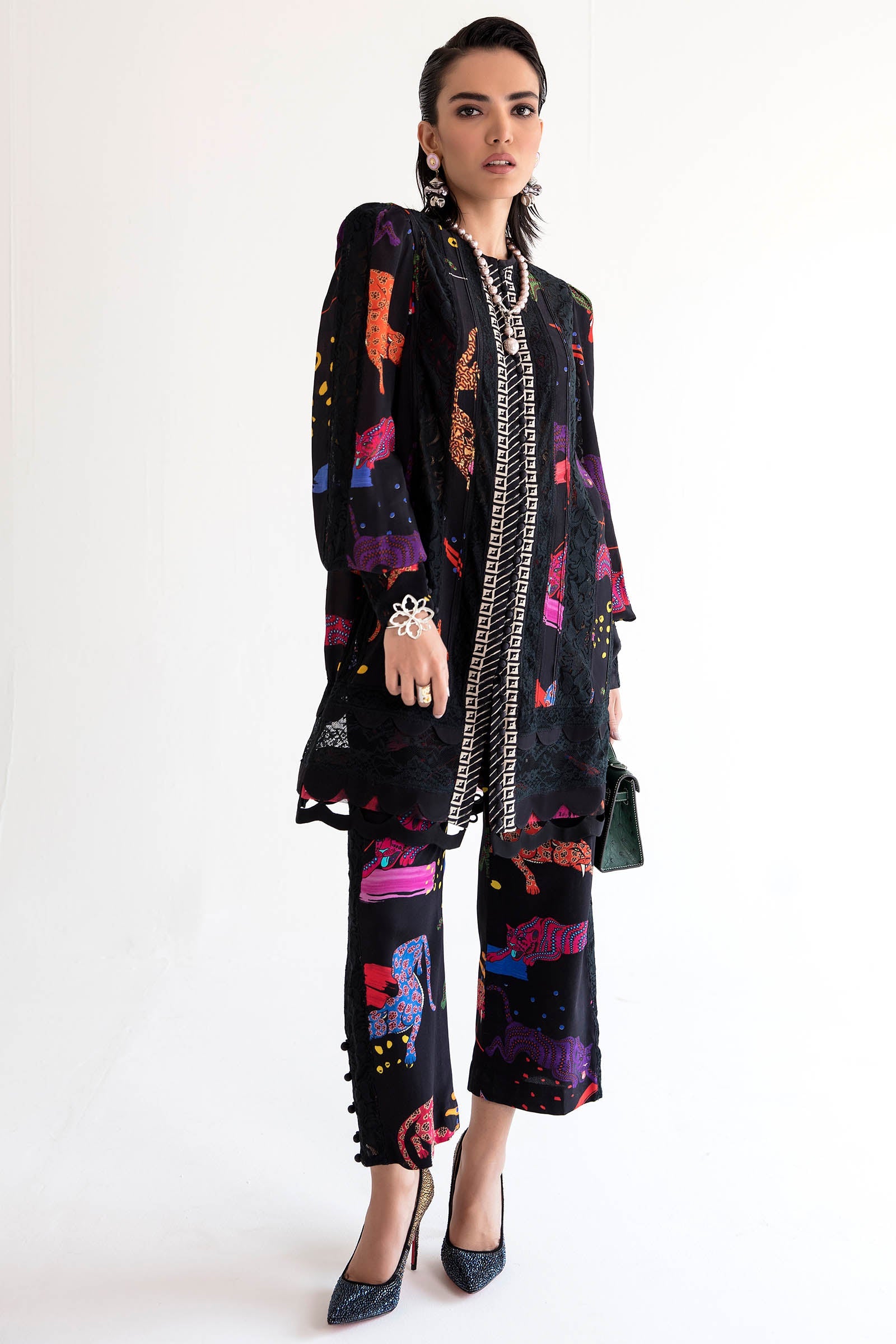 https://cdn.shopify.com/s/files/1/1678/4755/products/Untitled-1_0007_1O9A5225.jpg?v=1679657884