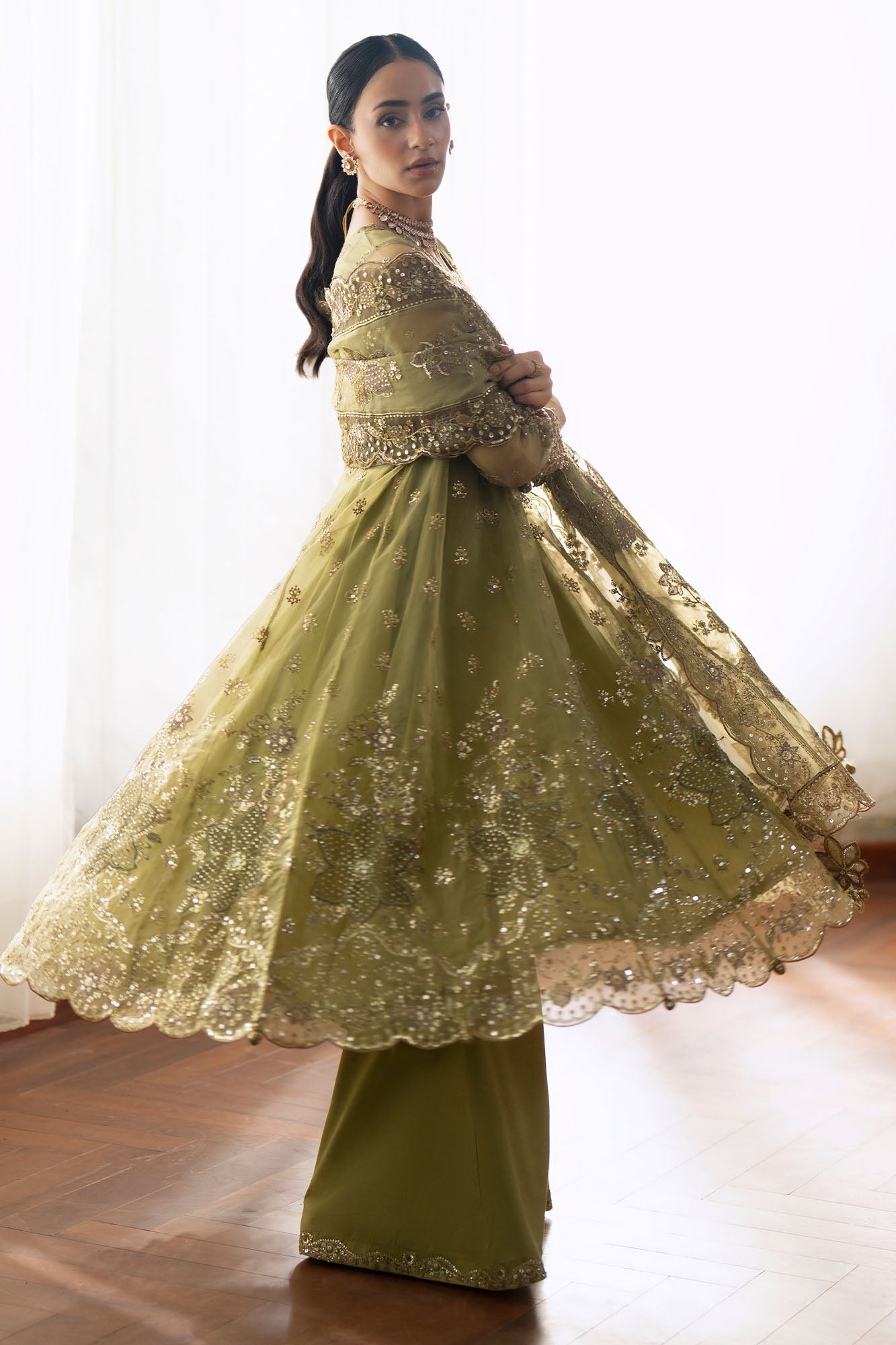 GOLDEN GROVE-3PC POLY ORGANZA EMBROIDERED PRET