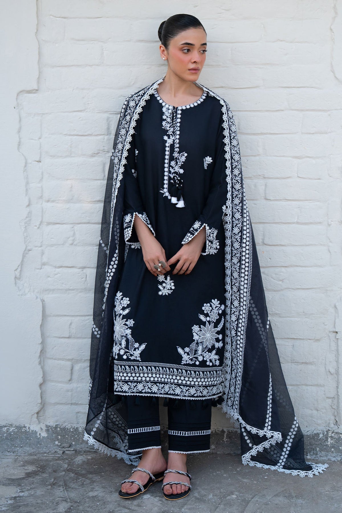 RAVEN BREEZE-3PC EMBROIDERED SUIT