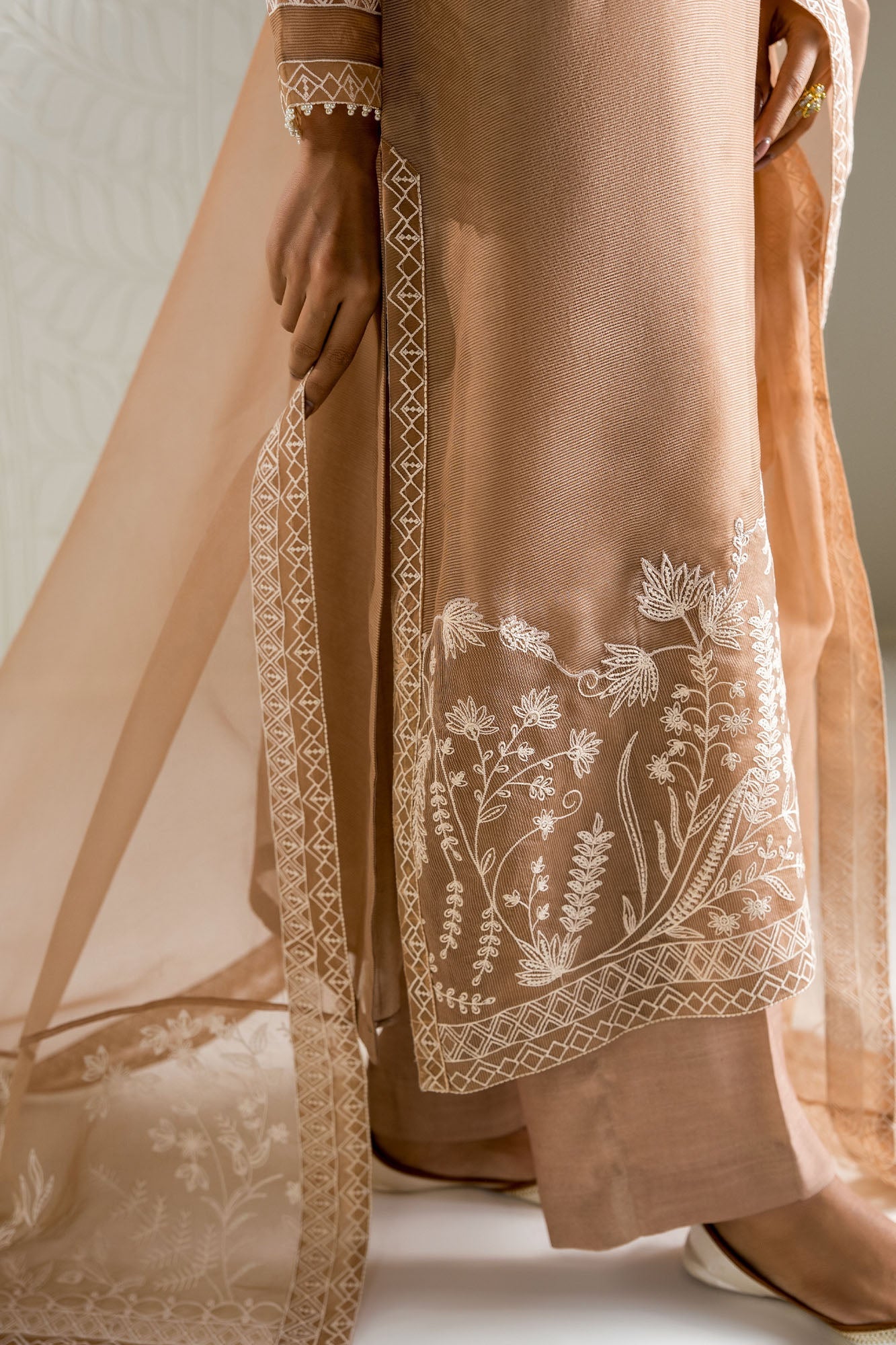 Ivory Dune-2Pc (Shirt & Dupatta)