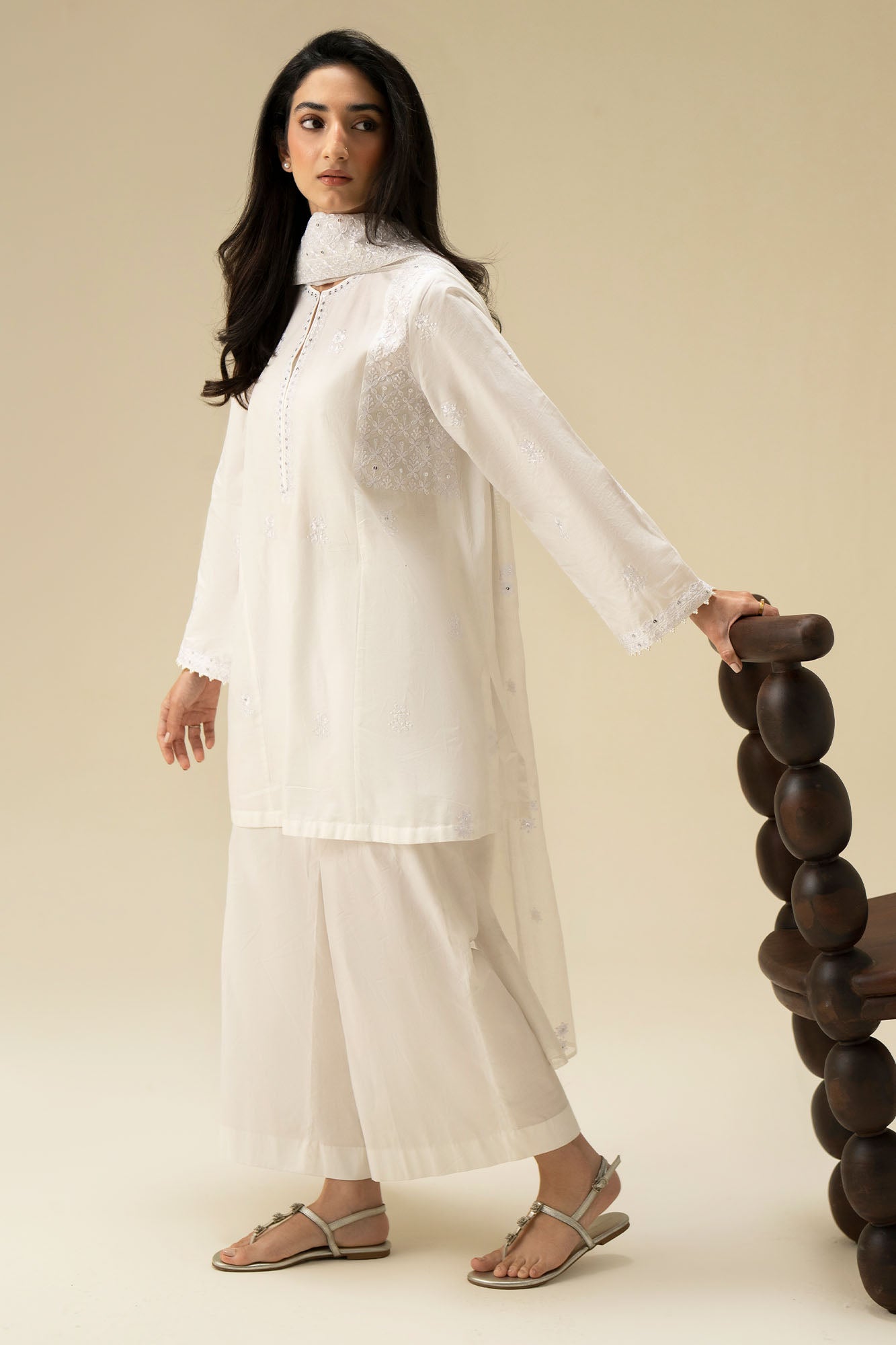 PEARL WHITE-2PC (SHIRT & DUPATTA)