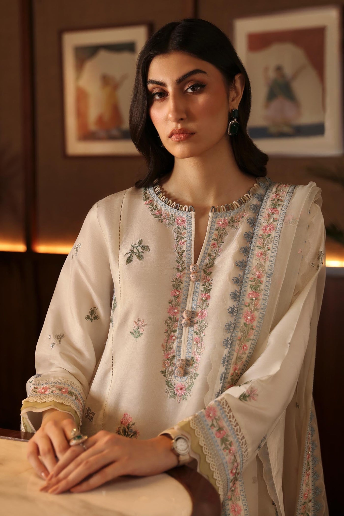 https://cdn.shopify.com/s/files/1/0081/0283/8329/files/Untitled-1_0010_1O9A9331.jpg?v=1725454521