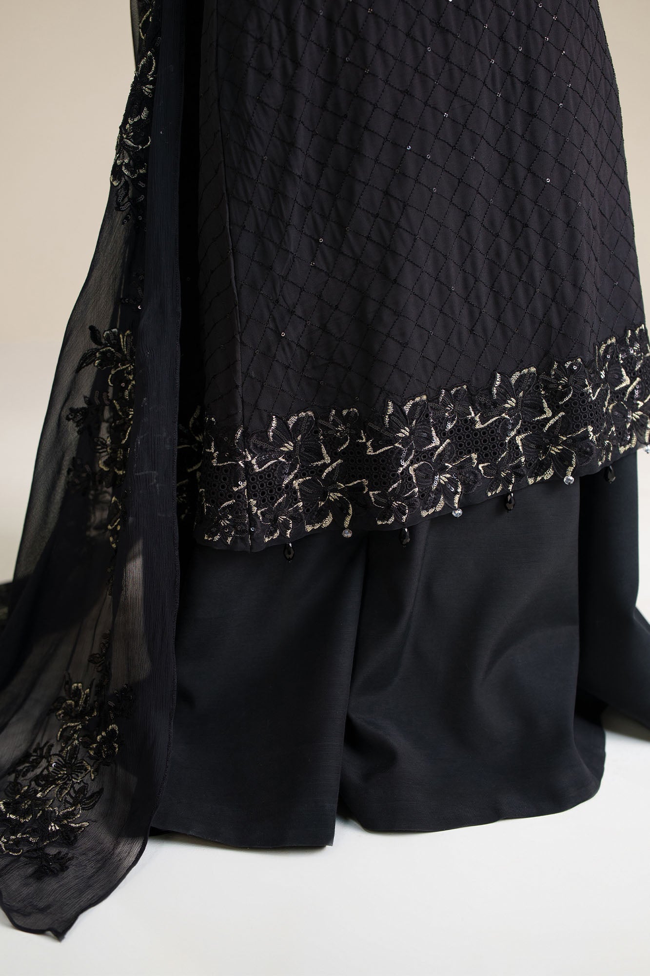 Noir Grace-4Pc Chiffon Embroidered Suit