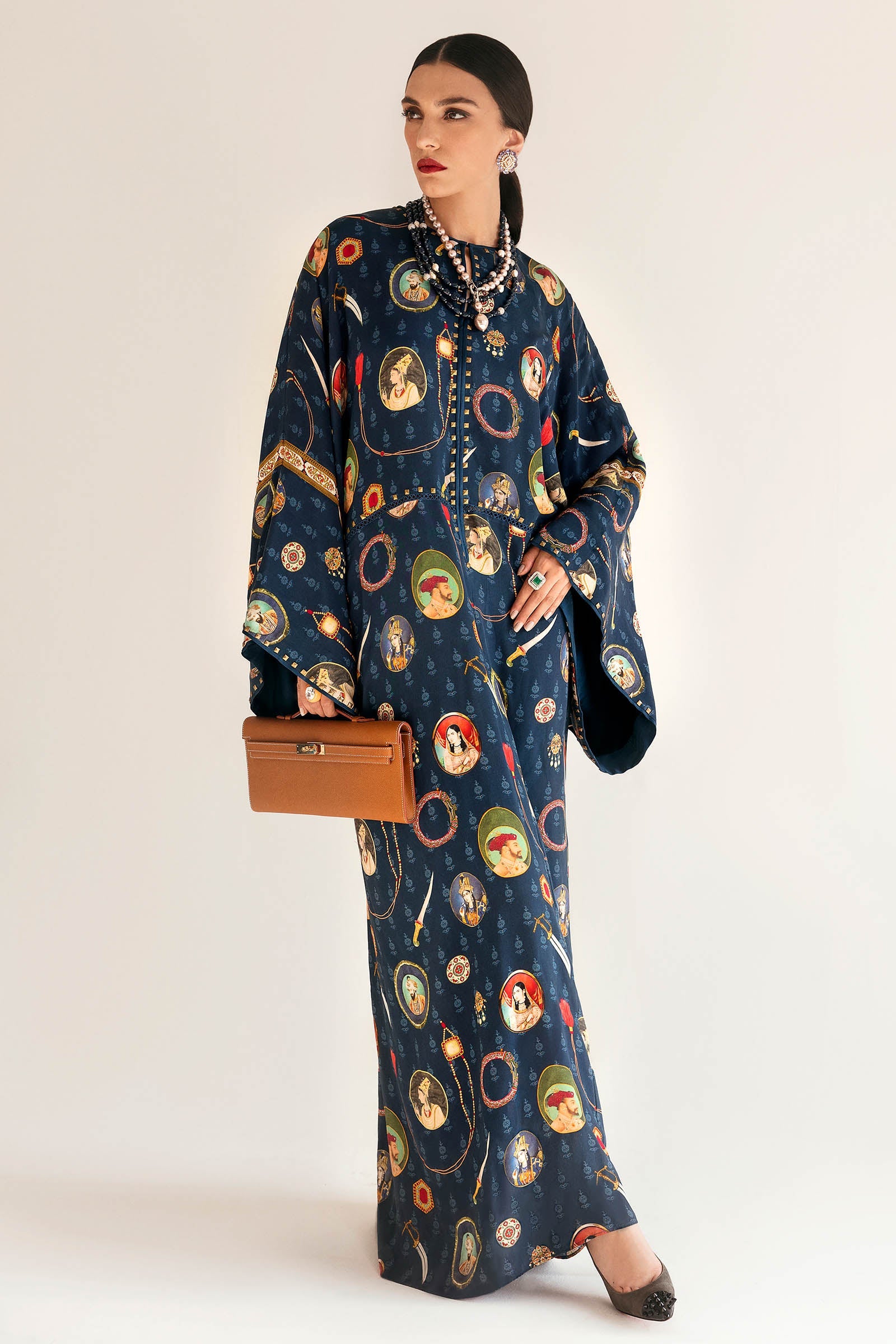 https://cdn.shopify.com/s/files/1/1678/4755/products/Untitled-1_0012_1O9A6872.jpg?v=1679663707