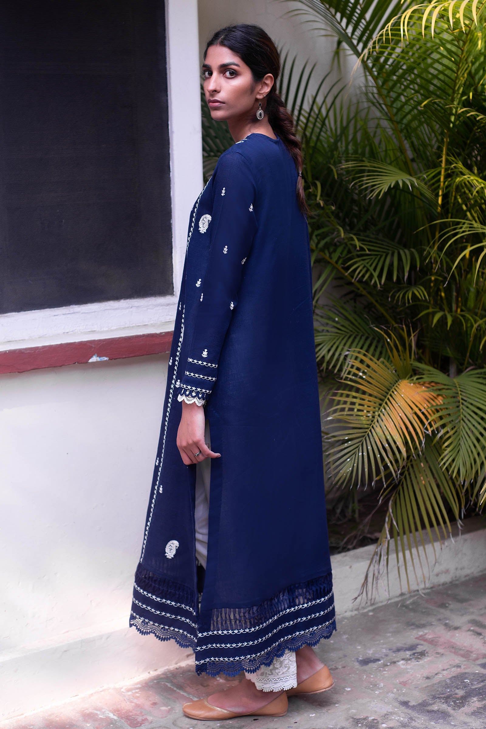 https://cdn.shopify.com/s/files/1/0081/0283/8329/products/Untitled-1_0012_AAP_3709_fc11093d-1836-407e-ad44-848a3cdaf184.jpg?v=1652971566