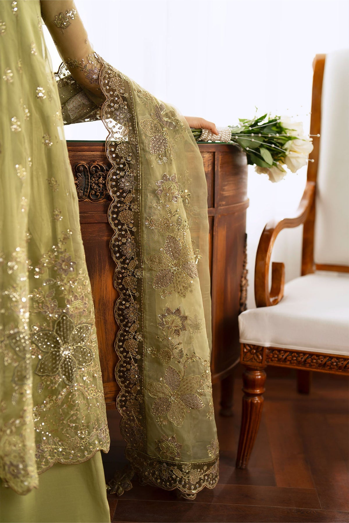 GOLDEN GROVE-3PC POLY ORGANZA EMBROIDERED PRET