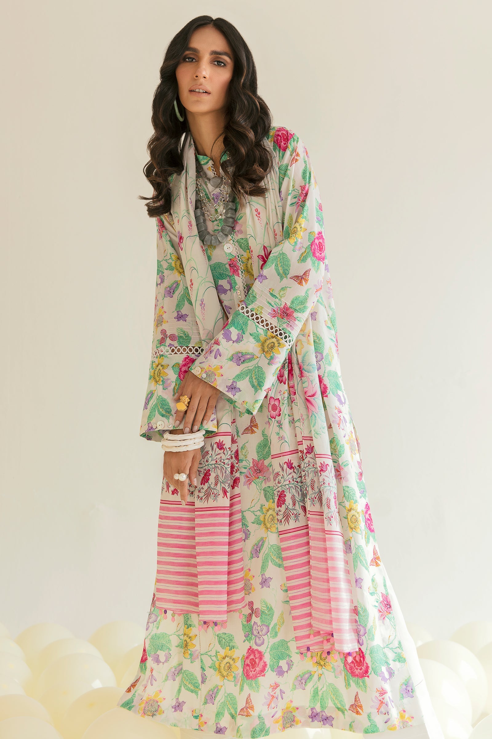 https://cdn.shopify.com/s/files/1/0081/0283/8329/products/Untitled-1_0028_1O9A6382.jpg?v=1677049459