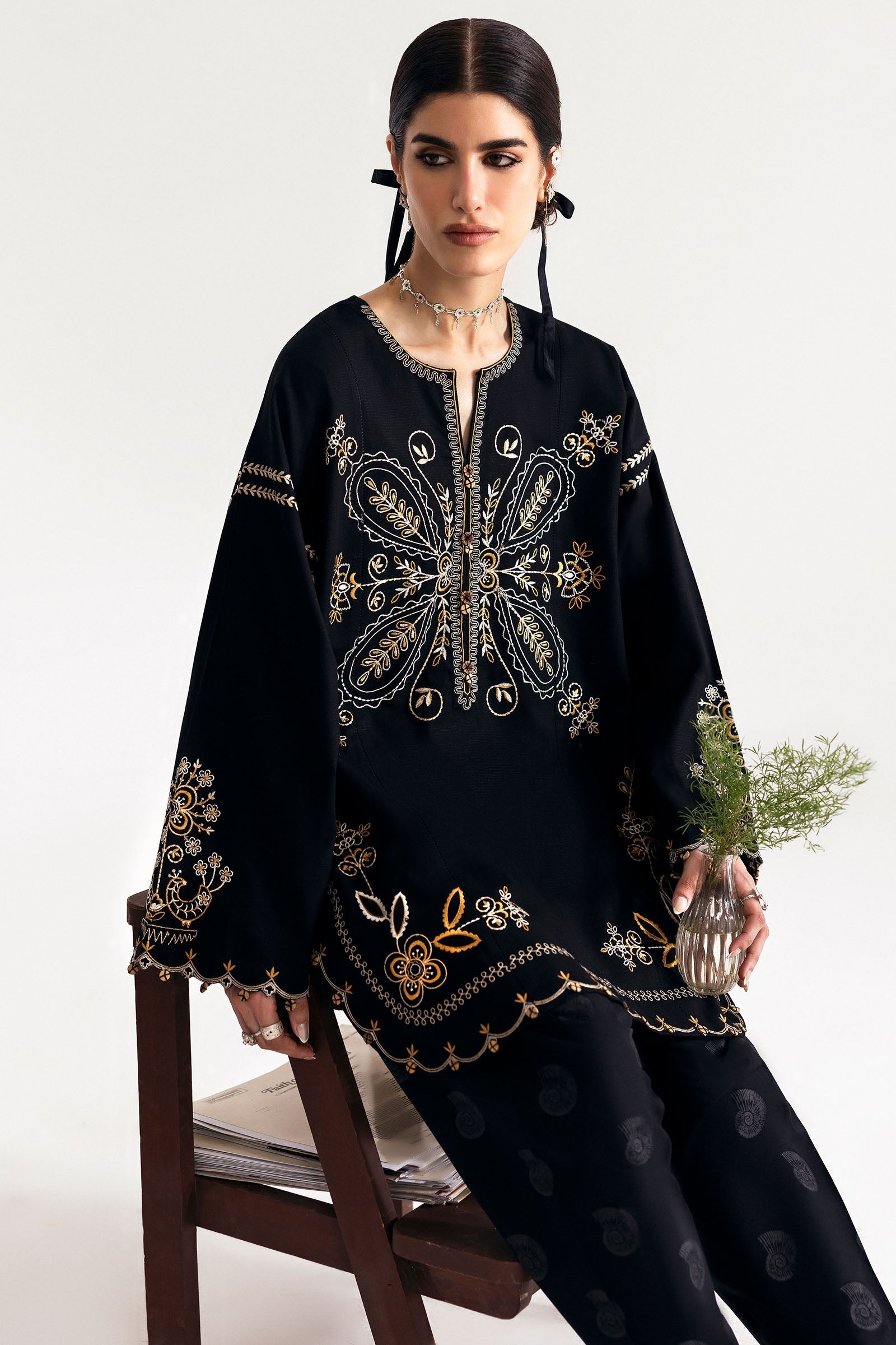https://cdn.shopify.com/s/files/1/0081/0283/8329/files/Untitled-1_0056_2C5A4341.jpg?v=1751049873