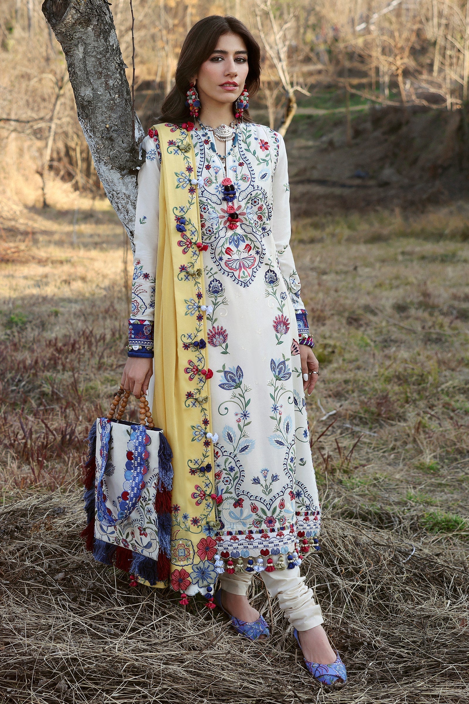 https://cdn.shopify.com/s/files/1/0081/0283/8329/files/Untitled-1_0130_2C5A9218copy.jpg?v=1740491977