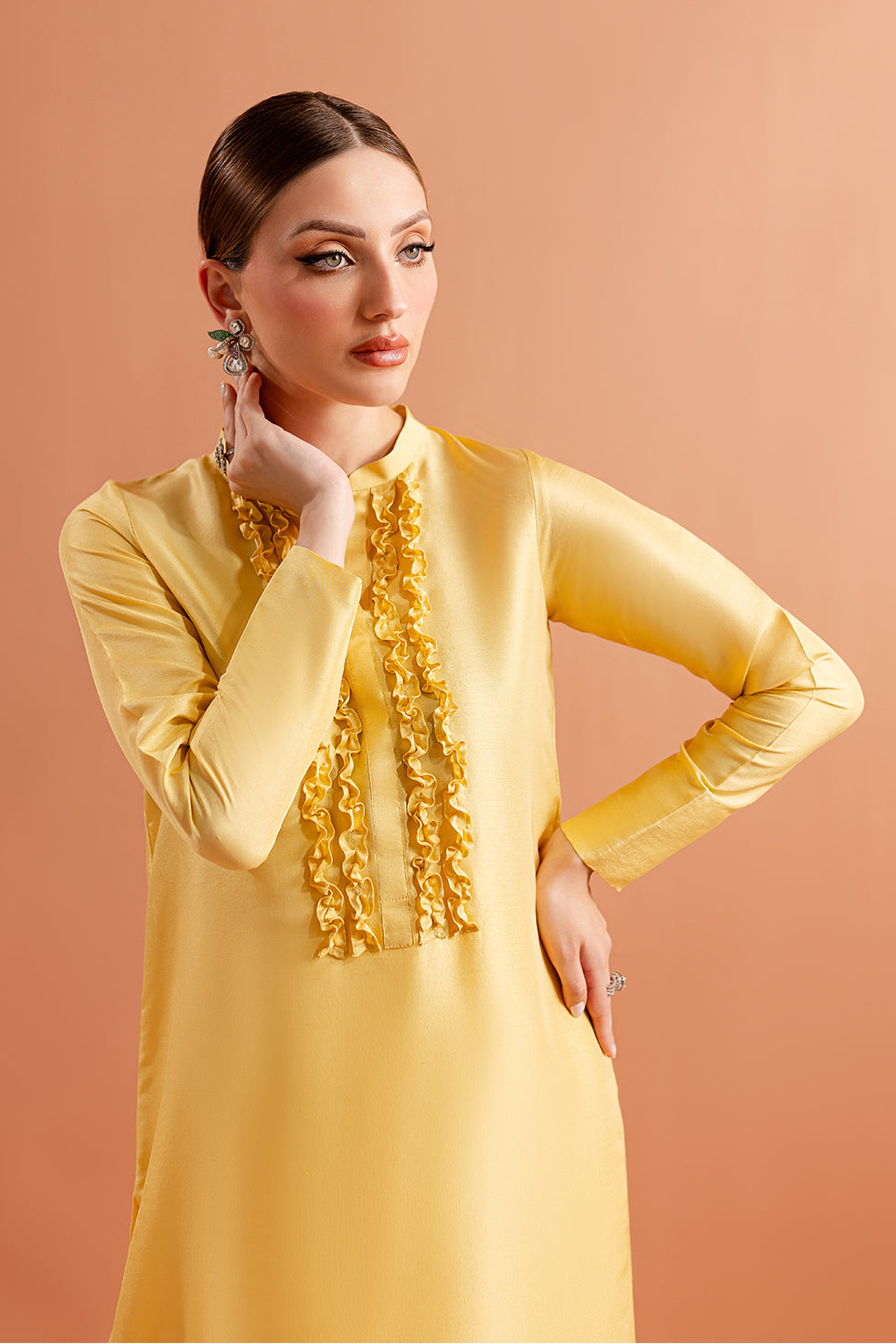 https://cdn.shopify.com/s/files/1/0799/2921/3243/files/Untitled-2_0000s_0065_1C0A7866.jpg?v=1750426024