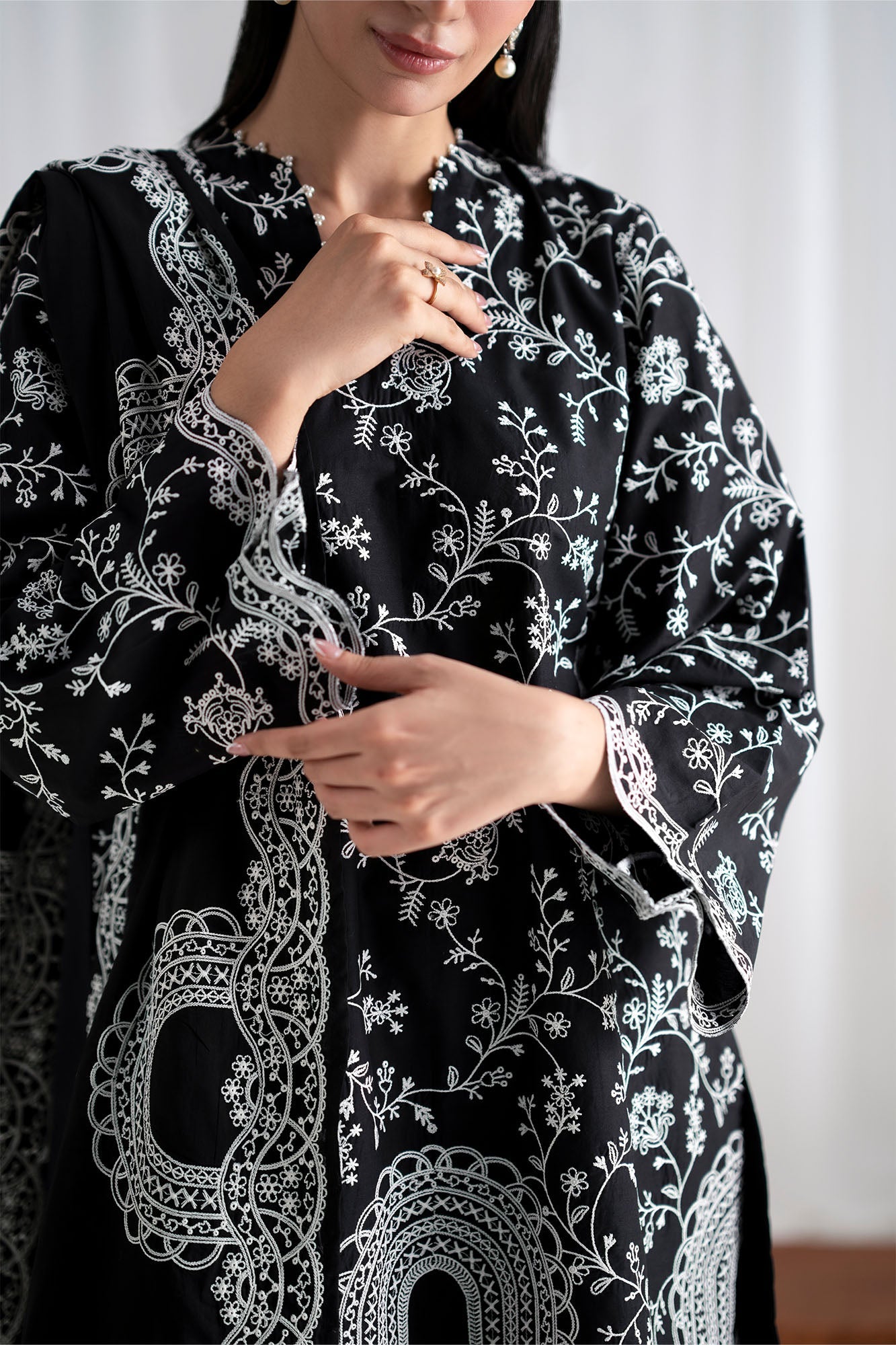WHISPER BEAK-2PC (SHIRT & DUPATTA)